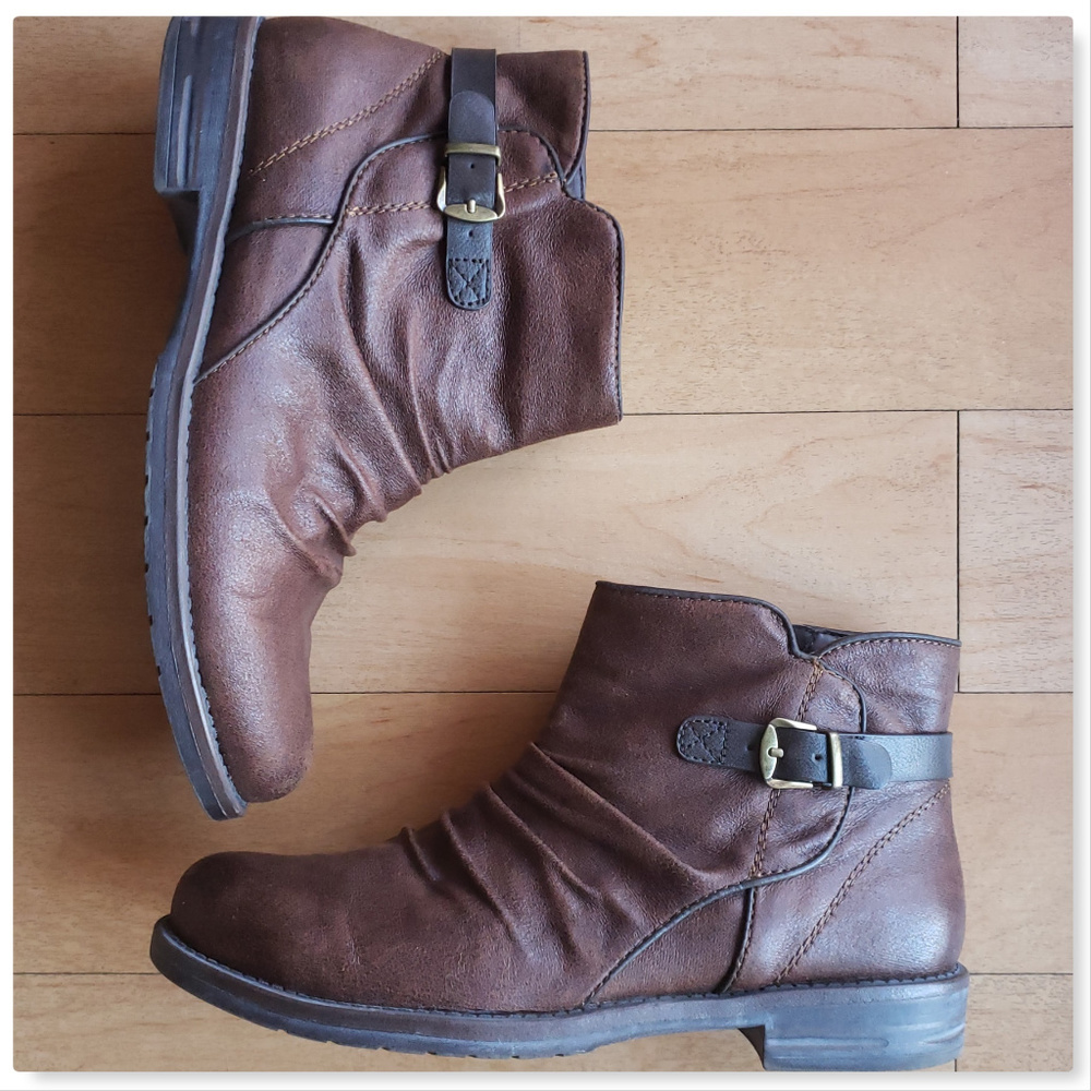 BareTraps Brown Callahan Ankle Boot Bootie